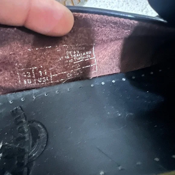 Dr. Martens Cherry distressed Red Adrian Tassel Loafers  Men’s size 11 - Picture 15 of 15